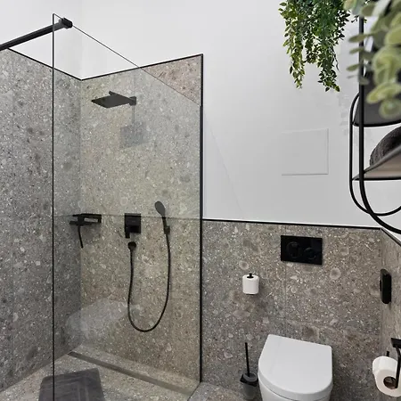 Klein Aber Fein In *